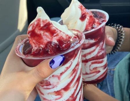 Cherry topping - poleva